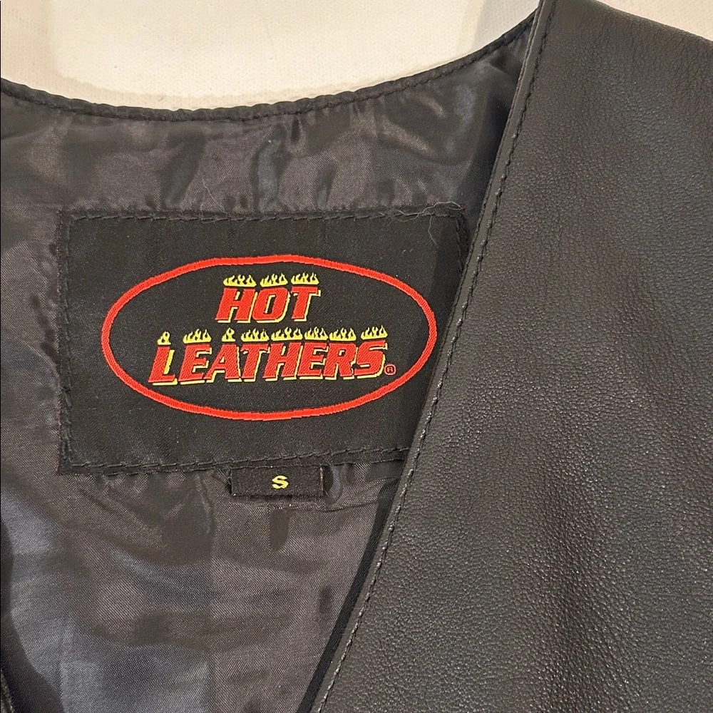 NEW HOT LEATHERS VINTAGE WOMENS VEST